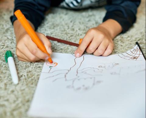 Child drawing a picture